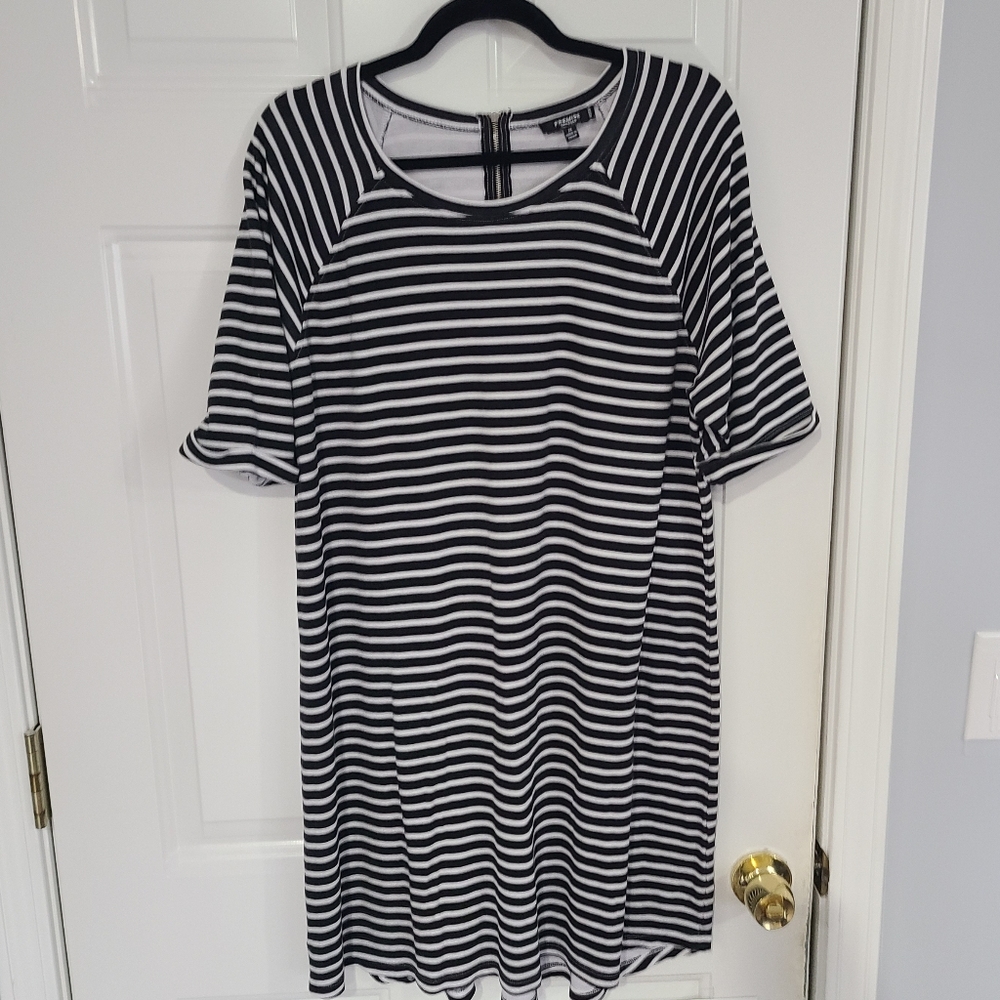 Premise Women's Dress 1X Black White Striped T-Shirt Dress‎ Back Zip Rayon Blend